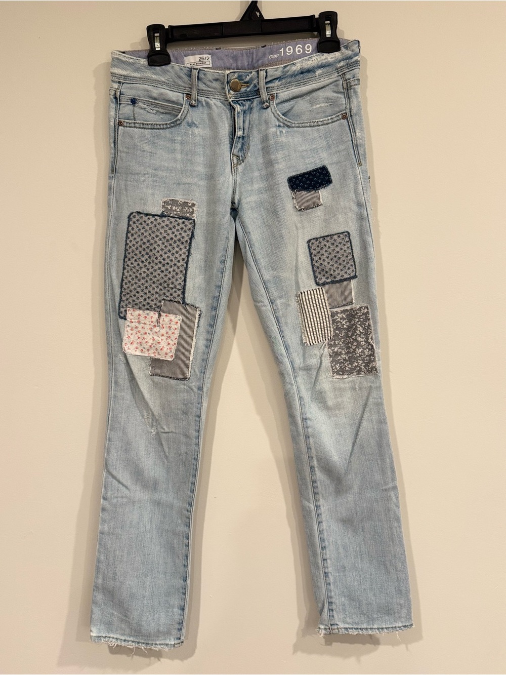 GAP 1969 Women’s Patchwork Premium Real Straight Jeans 26/2